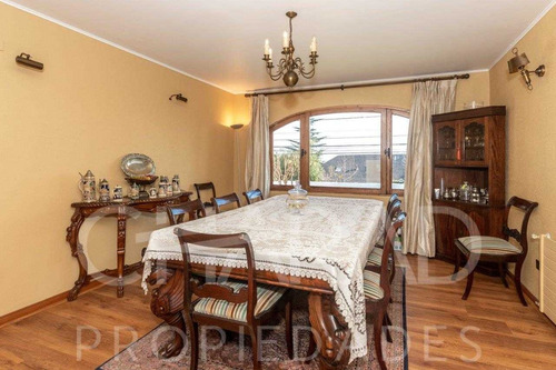 Imagen 16 de 30 de Casa De Un Piso, Emplazada En Gran Terreno.