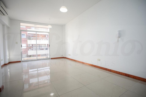 Imagen 8 de 22 de Mono-ambiente Al Frente Con Balcón - Caballito