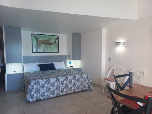Acapulco Condominio Las Torres Gemelas 2402