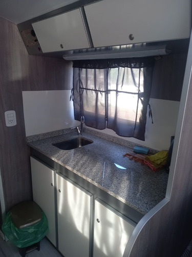 Impecable Casa Rodante Nueva Mercedes Benz 1115 Año 2004