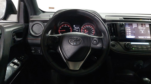 Toyota RAV4 2.5 L4 SE 4WD AT