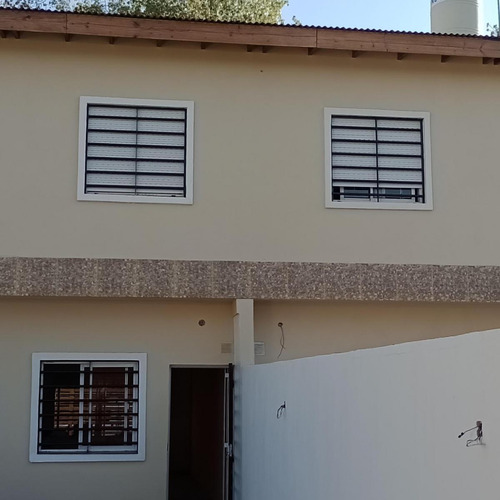 Departamento En Venta - 2 Dormitorios 3 Baños - Cochera - 187mts2 - Villa Udaondo