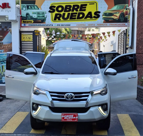Toyota Fortuner 2.7L 4X2 At