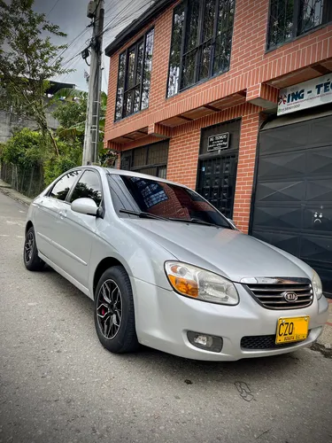 Kia Cerato 1.6 Lx