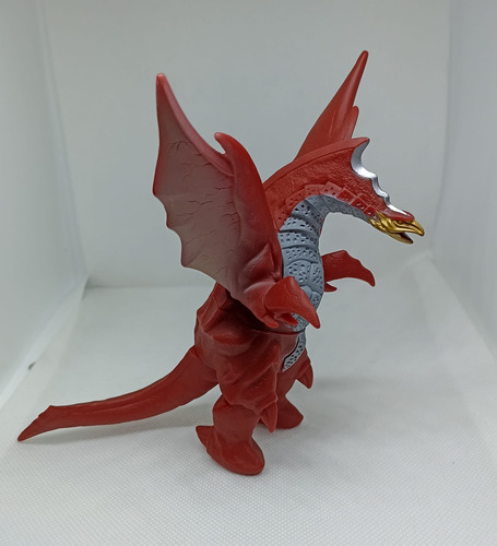 Figura Kaiju -melba-ultra Monsters Bandai (Usado)
