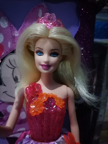 Barbie Y La Puerta Secreta Muñeca 
