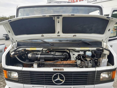 Mercedes-benz 710 Chassi 2011