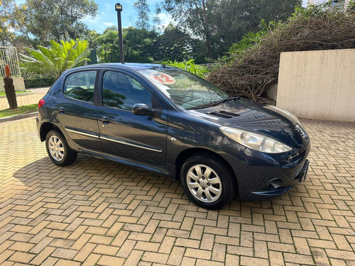 Peugeot 207 1.4 Xr Flex 5p