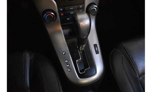 Chevrolet Cruze Cruze 1.8 LT 16V FLEX 4P AUTOMÁTICO
