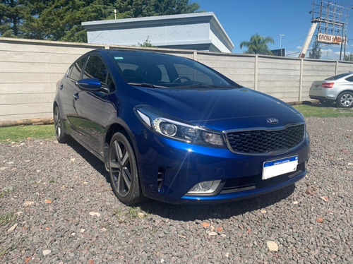 Kia Cerato 2.0 Sx At6 4 P