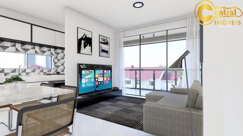 Apartamento Com 2 Dormitório(s) Localizado(a) No Bairro Centro Em Balneário Piçarras / Balneário Piçarras - 501