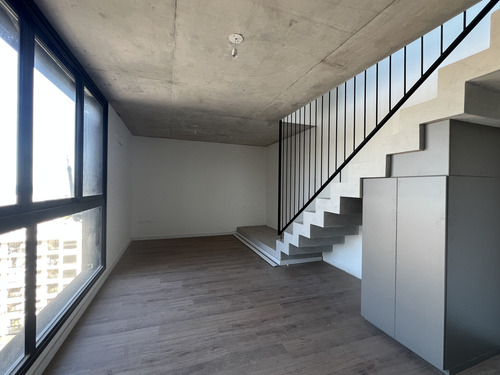 Venta 1 Dormitorio Duplex En Live Smart Cordón