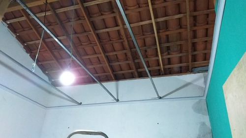 Imagem 1 de 3 de Colocação De Pvc