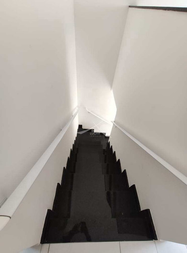Imagem 6 de 14 de Casa De Condomínio Em Praia, Melvi - V5368