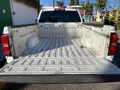 Imagen 9 de 11 de Chevrolet Silverado 2016 4.3 1500 Ls Cab Reg Aa Mt
