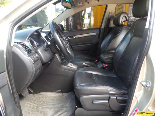 Imagen 18 de 25 de Chevrolet Captiva 3.2 American 7 Puestos