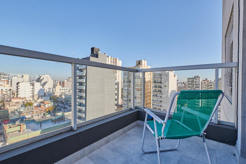 Venta 2 Ambientes Con Balcón Piso Alto - Villa Urquiza