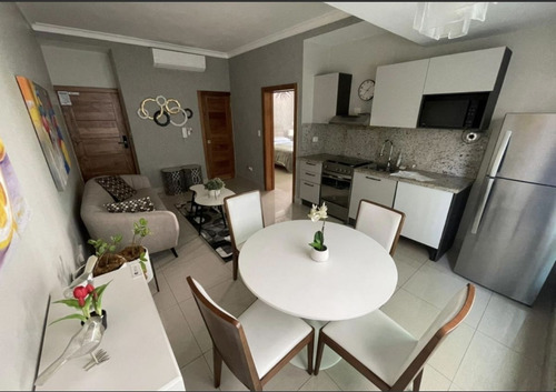 Apartamento En El Vergel, Santo Domingo