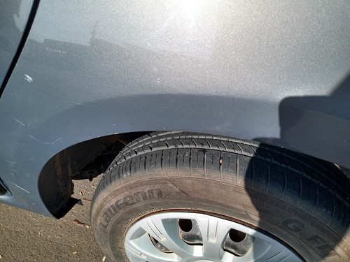 Renault Sandero 2010 1.0 16v Authentique Hi-flex 5p
