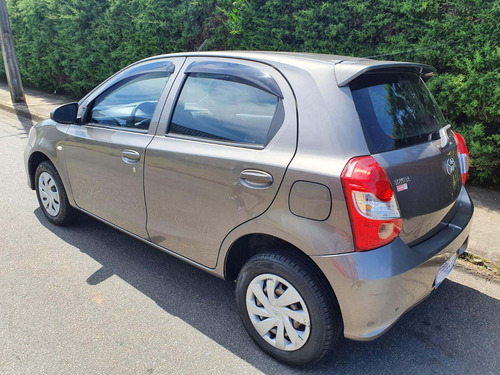 Imagem 5 de 12 de Etios X 1.3 Flex 16v 5p Mec.