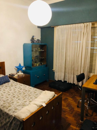 Imagen 12 de 20 de Casa En Venta De 4 Ambientes Con Cochera En Lanús Este