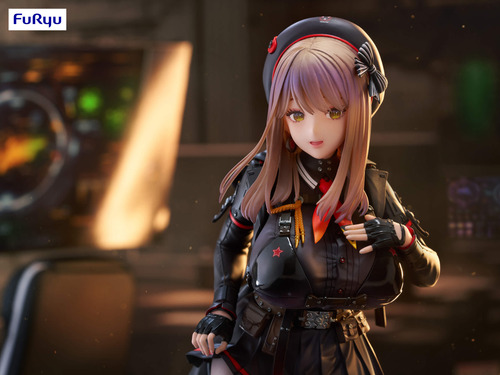 Figura Goddess Of Victory: Nikke - Emma 1/7 F:nex (furyu)