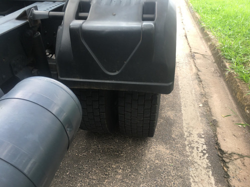 Iveco Stralis 410 (6x4) Bug Leve