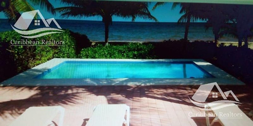 Casa En Venta En Puerto Morelos  Zona Hotelera B-emm912