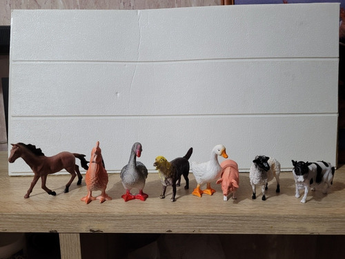 Imagen 2 de 2 de Set 8 Animales De Granja Con Planta Y Huevos Juguete 10cm