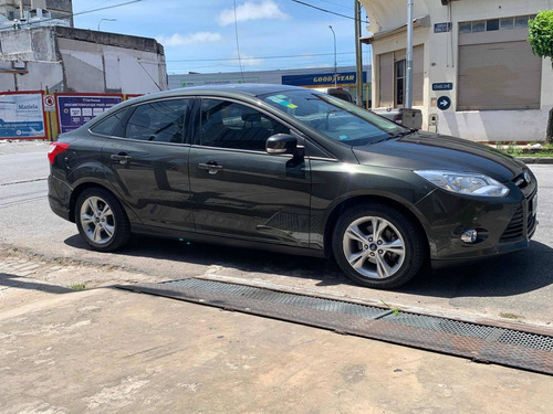 Ford Focus Iii 2.0 Sedan Se Plus Mt 2014