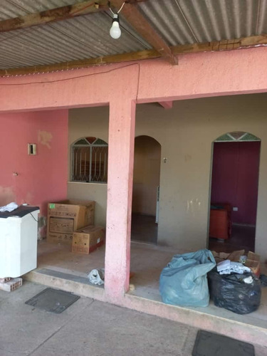 Imagem 21 de 29 de Casa Com Quintal