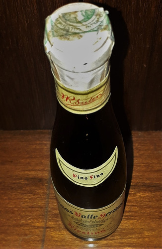 Botellita Vino Pinot Blanco Valle Hermoso De Suter Cerrada (Usado)