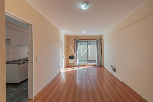 Venta Departamento 2 Ambientes Con Patio En Boedo