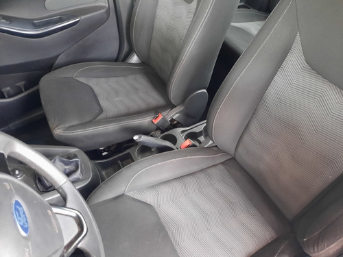 Ford Ka 1.5 Sel 4 Puertas Baul Gnc Rojo Cuotas Permuto Aire