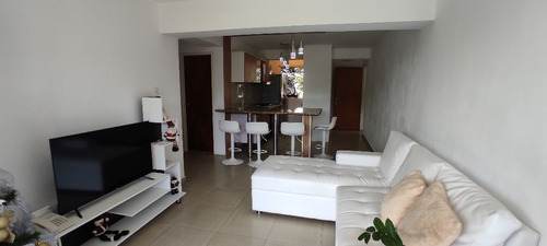 Mcarpio Vende Apartamento Residencias Santa Teresita Mañongo-valencia