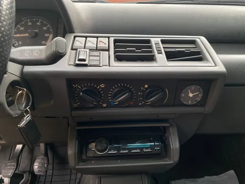 Renault Clio 1 1.4 Rn Mt 4x2 2000