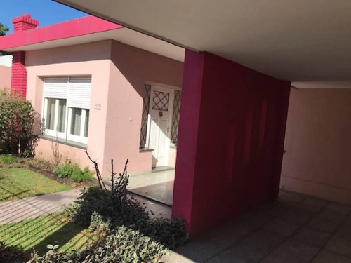 Imagen 4 de 14 de Casa Americana En Venta- 3 Ambientes Con Excelente Fondo- Zona Ituzaingo Norte- Permuta