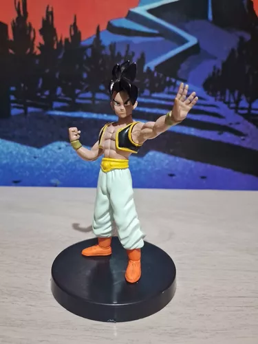 DRAGON BALL Z- Boneco OoB, produzido em plástico duro