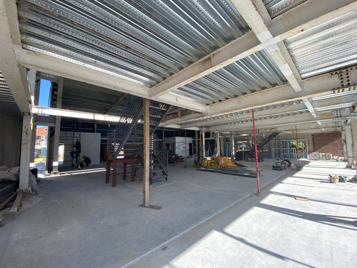 Alquiler Gran Local Comercial A Estrenar En Punta Gorda (ref: Ksk-1627)