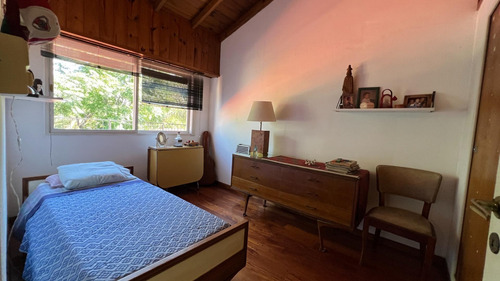 Imagen 9 de 17 de Excelente Chalet De 5 Ambientes En Ituzaingó Norte