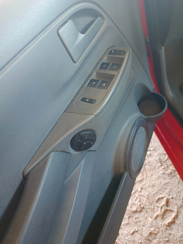 Volkswagen Suran 1.9 Sdi Highline Cuero 90e
