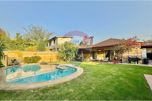 Amplia Casa Ñuñoa 4d Gran Jardin Y Piscina