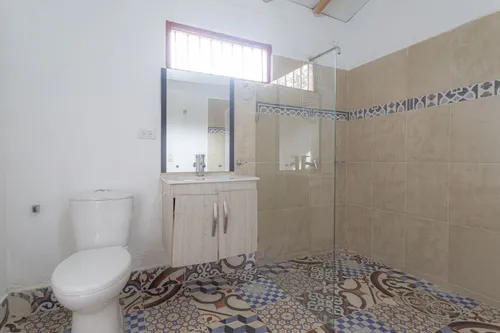 Lote En Venta En Vía Las Palmas. Cod V9098