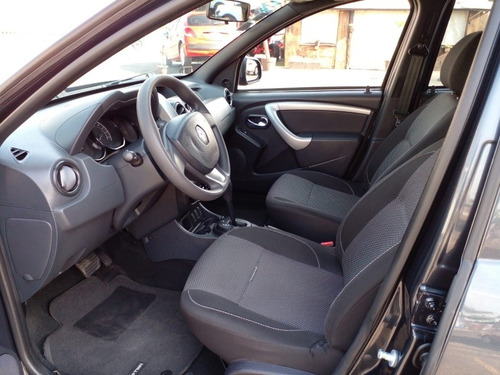 Imagen 13 de 15 de Renault Duster Expression