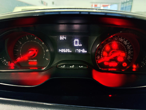 Peugeot 208 1.2