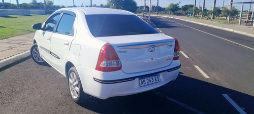 Toyota Etios 1.5 Sedan Xls