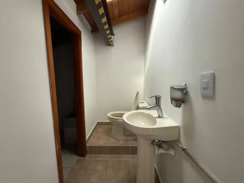Oficinas En Arriendo Poblado 643-8292282