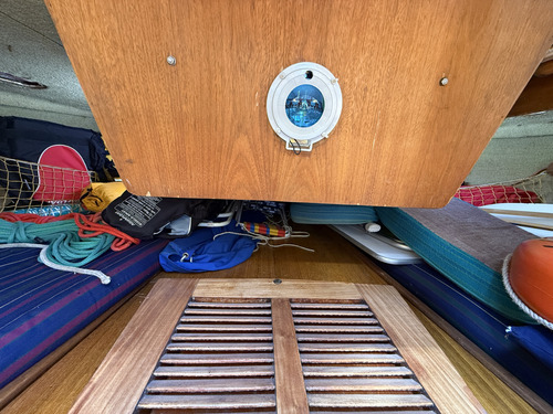 Velero Tritón 28 Nanni 15 Hp Diesel Impecable