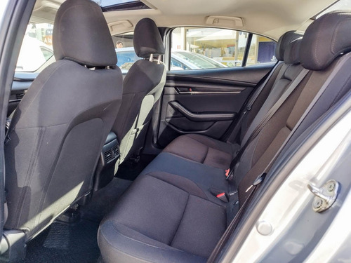 Mazda 3 Sedan 2021