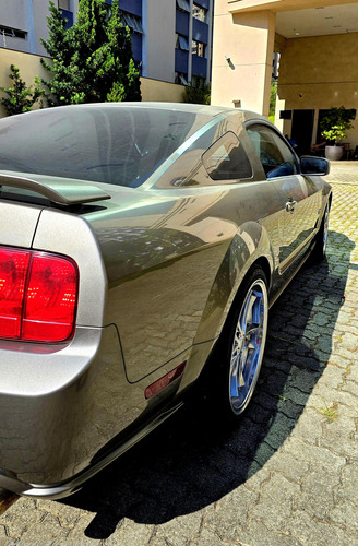 Ford Mustang 4.6 GT COUPÉ V8 24V GASOLINA 2P MANUAL